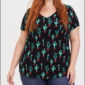 NWT Torrid Christmas Cactus Tee